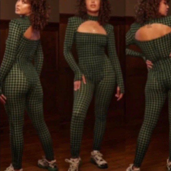 Adidas Ivy Park - Picture 2 of 2